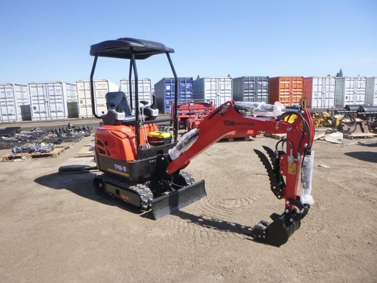 2025-tpm-16-hydraulic-excavator-image-2