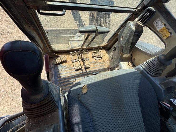 deere-35d-image-28