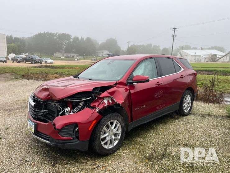 2024-chevrolet-equinox-lt-image-1