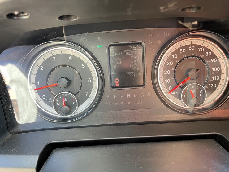 2018-dodge-ram-3500-image-50