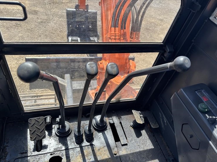 kubota-kh030-image-23