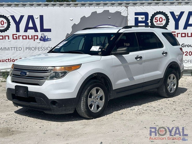 2013-ford-explorer-image-1