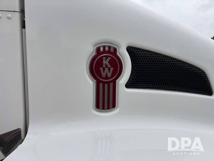 2012-kenworth-bottle-truck-(dr12101-unit-250)-image-25