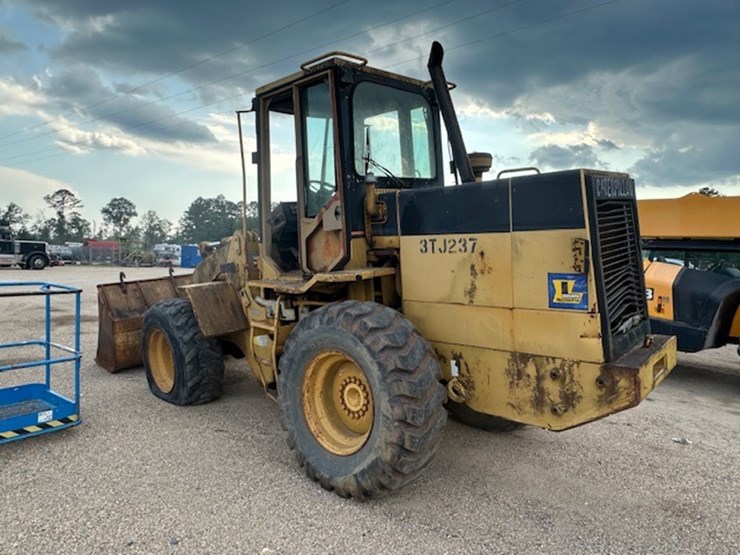 caterpillar-918f-image-4