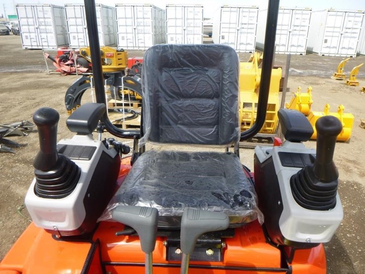 2025-tpm-16-hydraulic-excavator-image-17