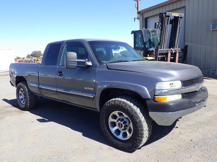 2002-chevrolet-2500-image-2