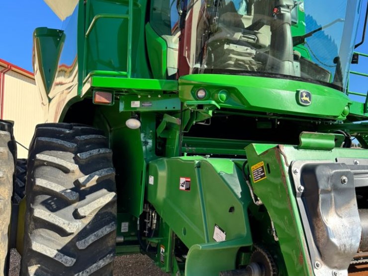 2016-john-deere-s690-image-10
