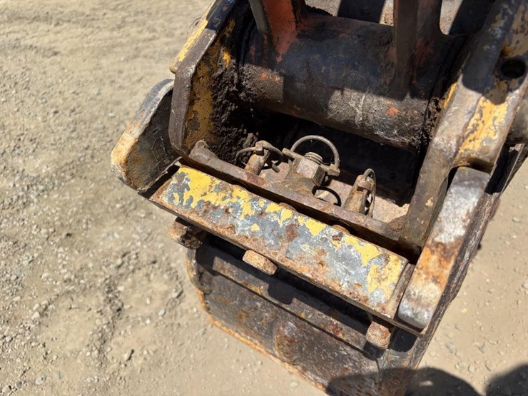 deere-35d-image-14