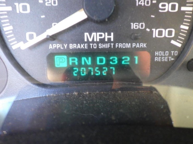 2002-chevrolet-2500-image-11
