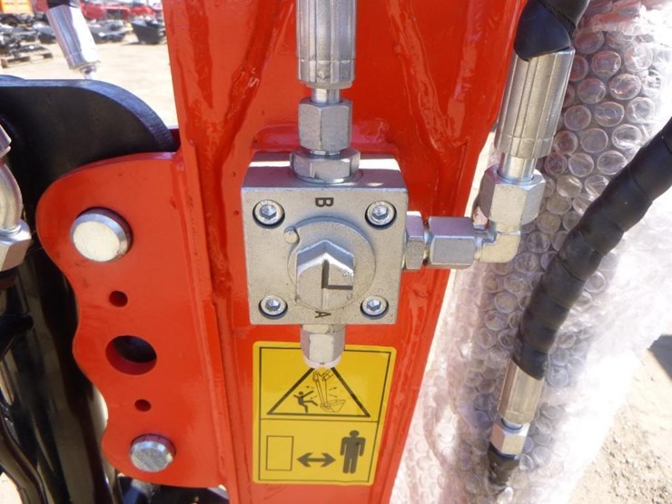 2025-tpm-16-hydraulic-excavator-image-13