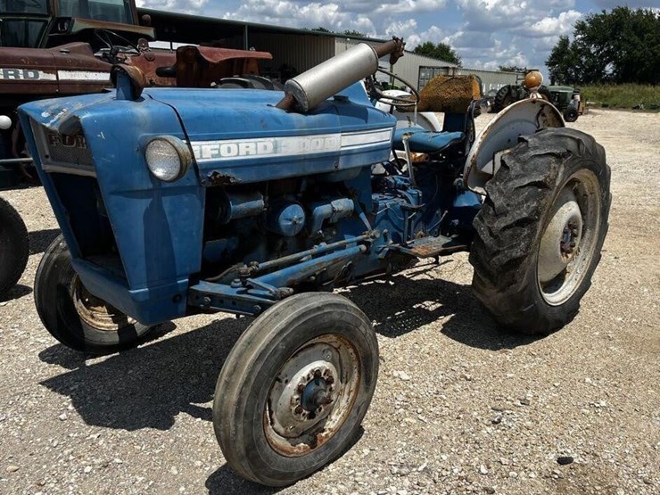 ford-3000-image-1