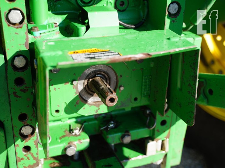 2018-john-deere-6120r-image-25