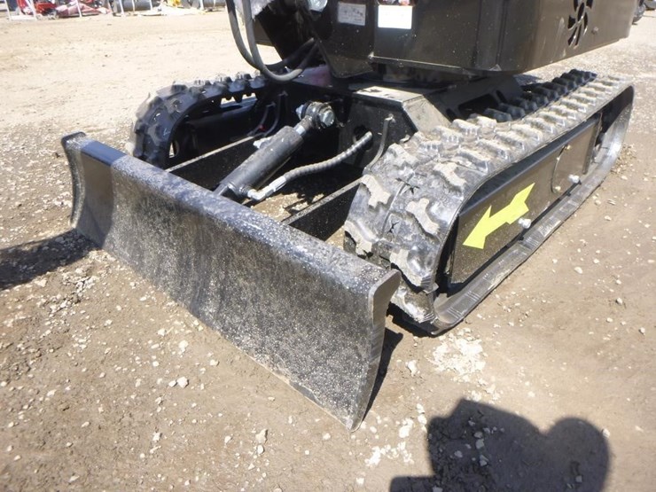 2025-vicsec-vc13-hydraulic-excavator-image-15