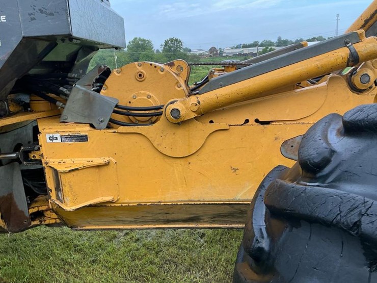 2003-deere-648g-image-48