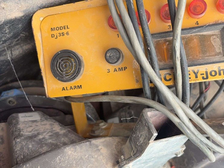 john-deere-7000-image-21
