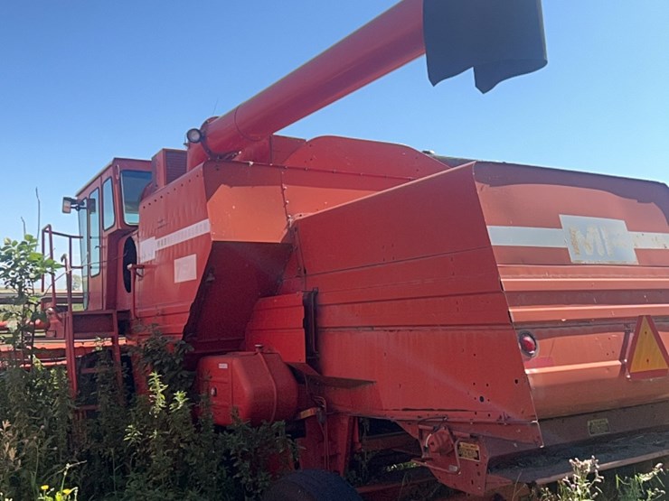 massey-ferguson-760-image-36