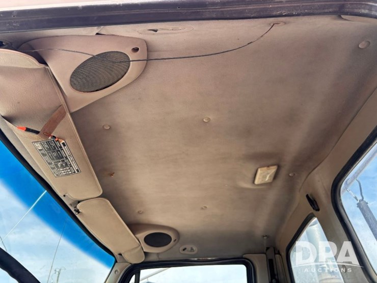 2006-sterling-day-cab-truck-(gp11332,-unit-18)-image-84