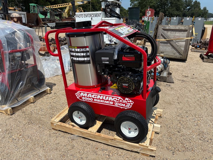 #2783-•-magnum-400-series-hot-pressure-washer-image-2