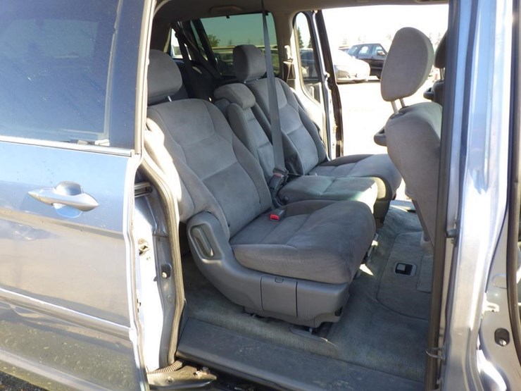 2007-honda-odyssey-image-8