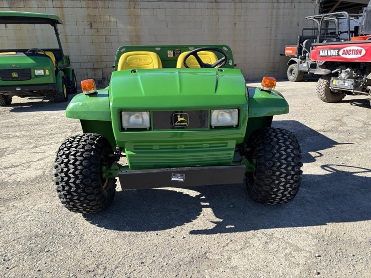 john-deere-gator-image-6