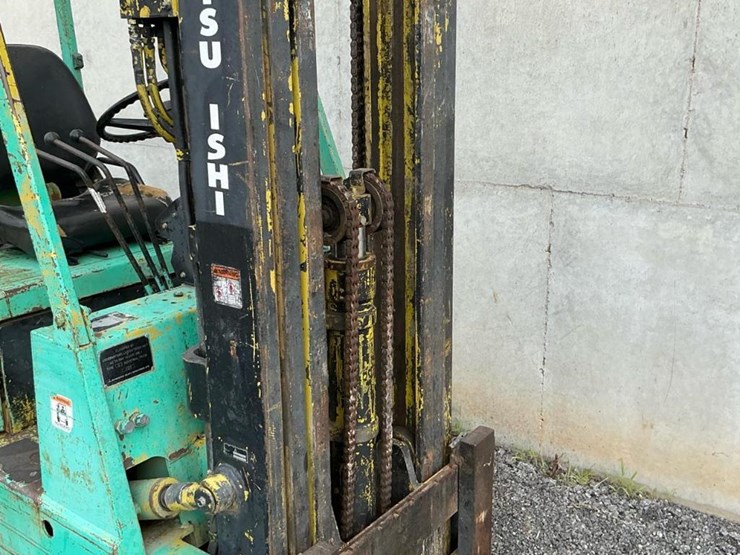 #305-•-mitsubishi-forklift-image-15