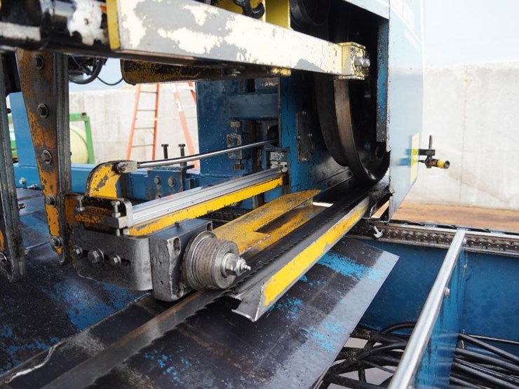 #210-•-2022-baker-3667dd-bandsaw-image-58