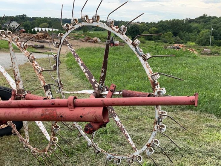#500-•-new-idea-hay-rake-image-11