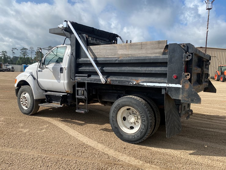 2007-ford-f750-image-4