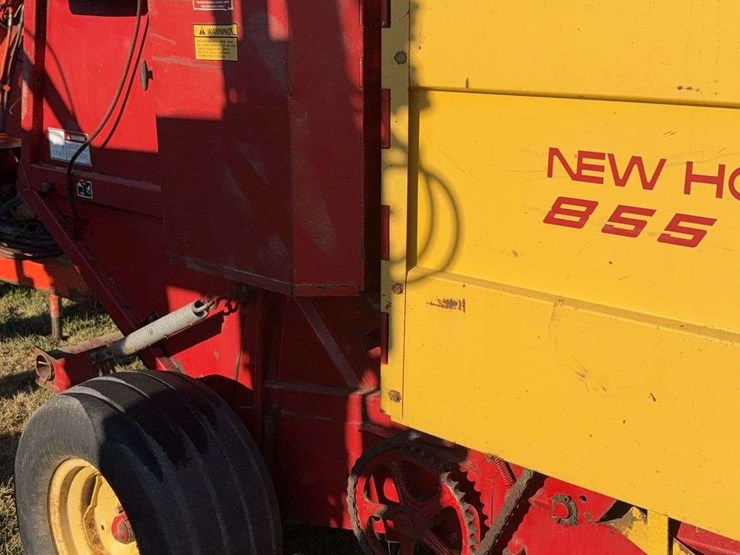 new-holland-855-image-5
