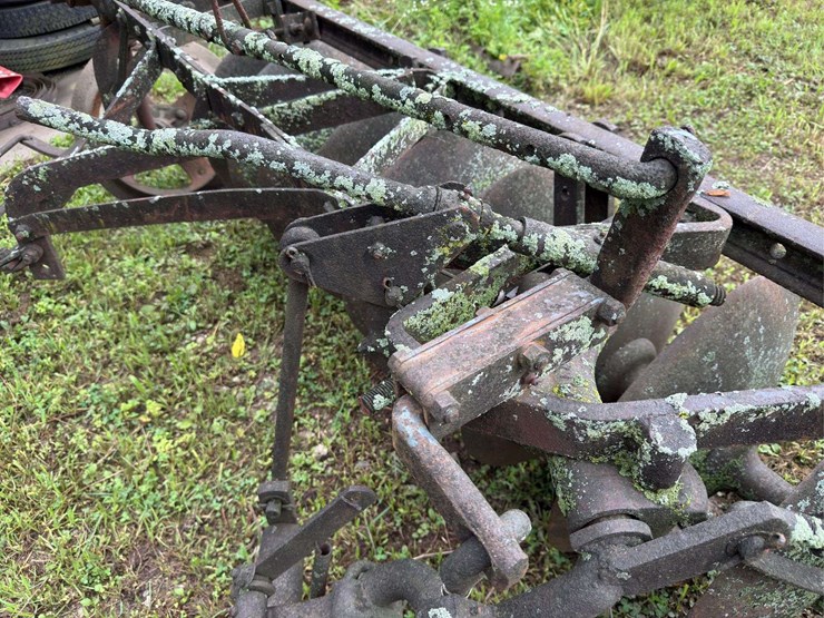 case-10-disc-plow-image-12