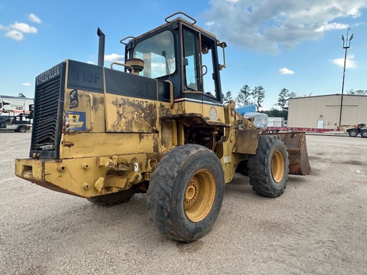 caterpillar-918f-image-3