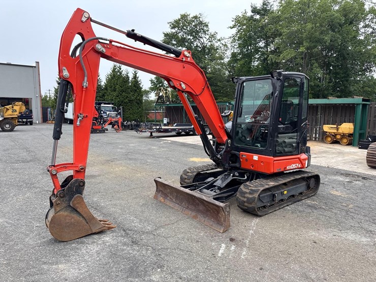 2021-kubota-kx057-5-image-1