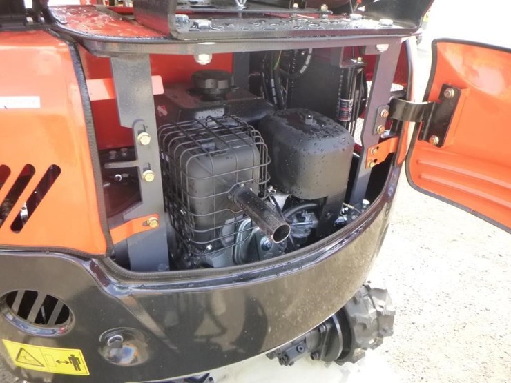 2025-tpm-16-hydraulic-excavator-image-23
