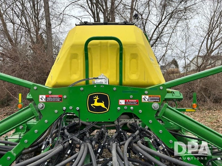 2022-john-deere-n530c-image-24