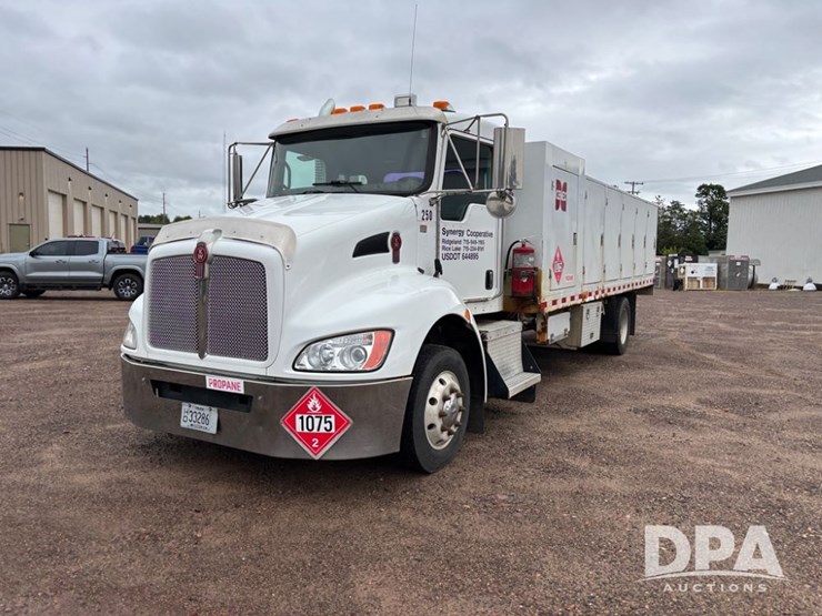 2012-kenworth-bottle-truck-(dr12101-unit-250)-image-18