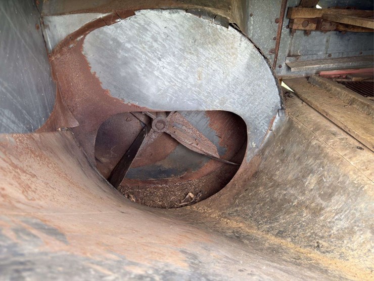 baker-threshing-machine-image-9