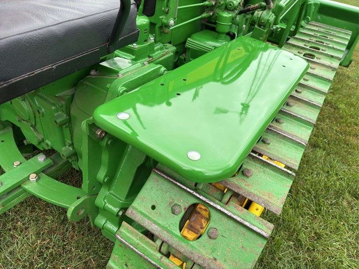 john-deere-420c-image-15