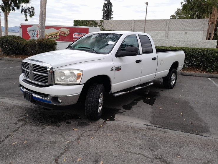 2008-dodge-ram-2500hd-image-2