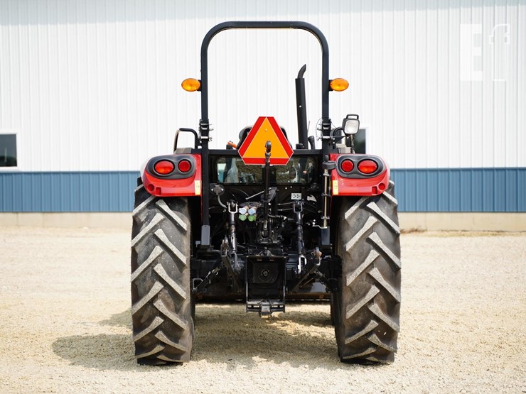 2022-case-ih-farmall-75a-image-6