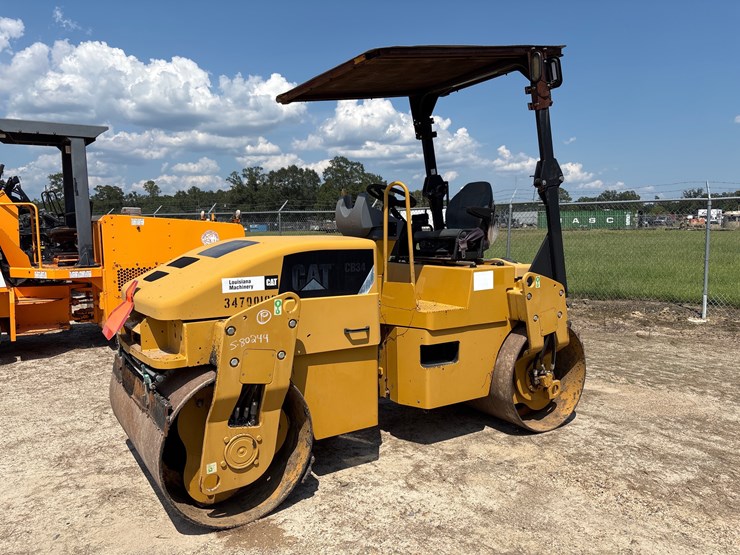 caterpillar-cb34xw-image-1