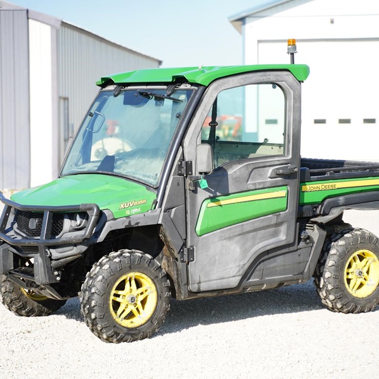 2018 JOHN DEERE GATOR XUV 835R