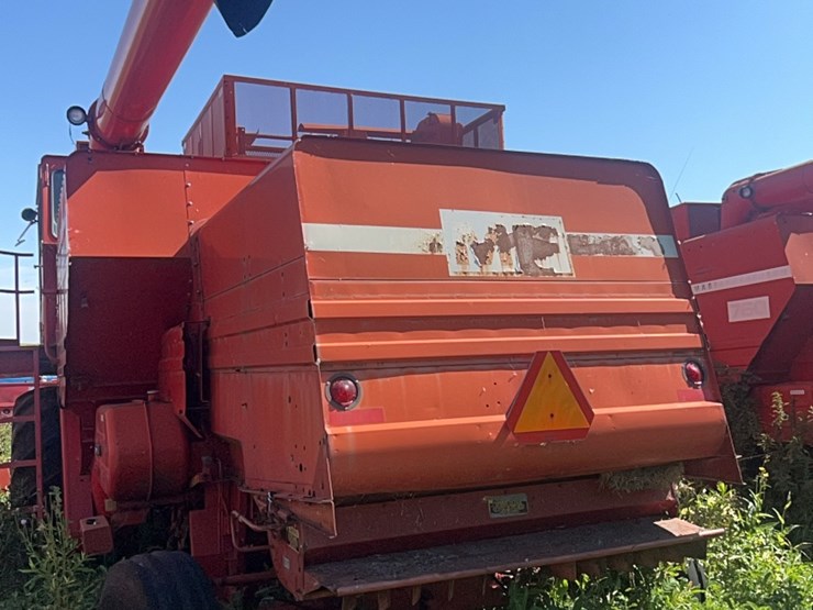massey-ferguson-760-image-31