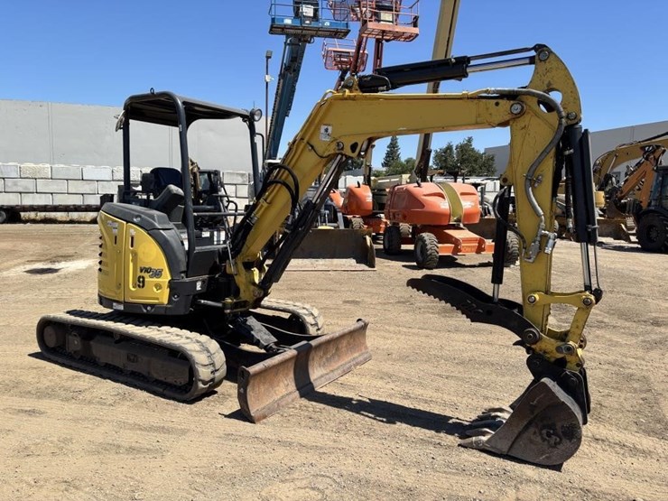 2020-yanmar-vi035-hydraulic-excavator-image-2