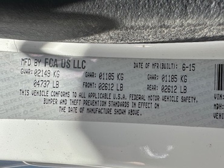#23052-•-2015-chrysler-200s-image-36