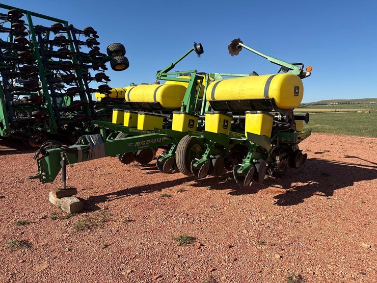 john-deere-1760-image-1