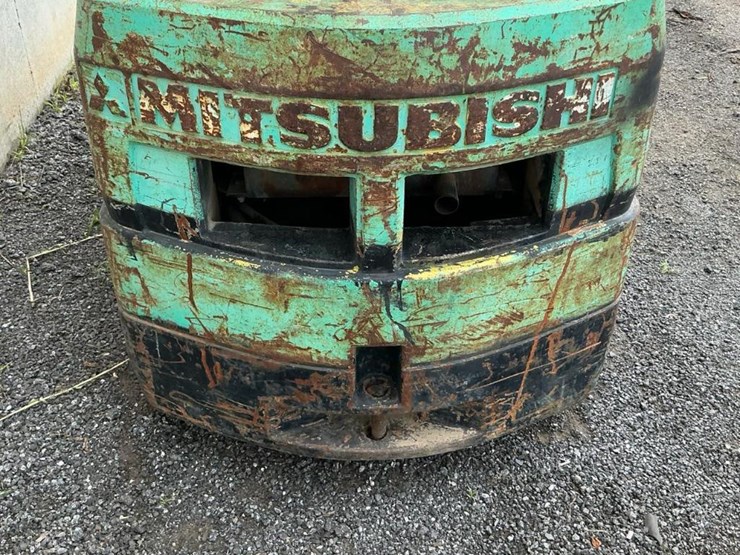 #305-•-mitsubishi-forklift-image-32