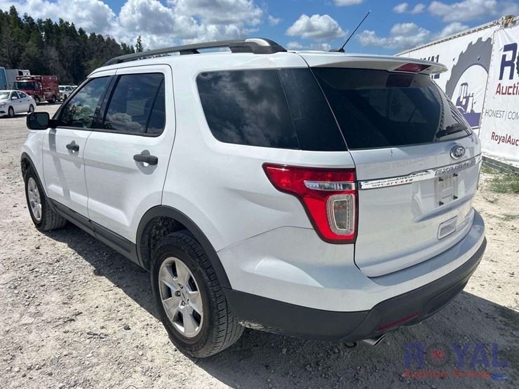 2013-ford-explorer-image-4