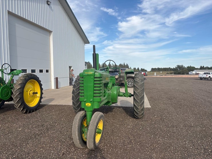 1949-john-deere-b-image-8