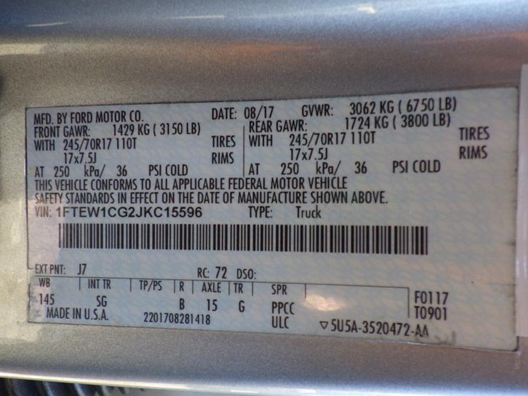 2018-ford-f150-image-16