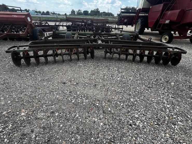 john-deere-14-image-3